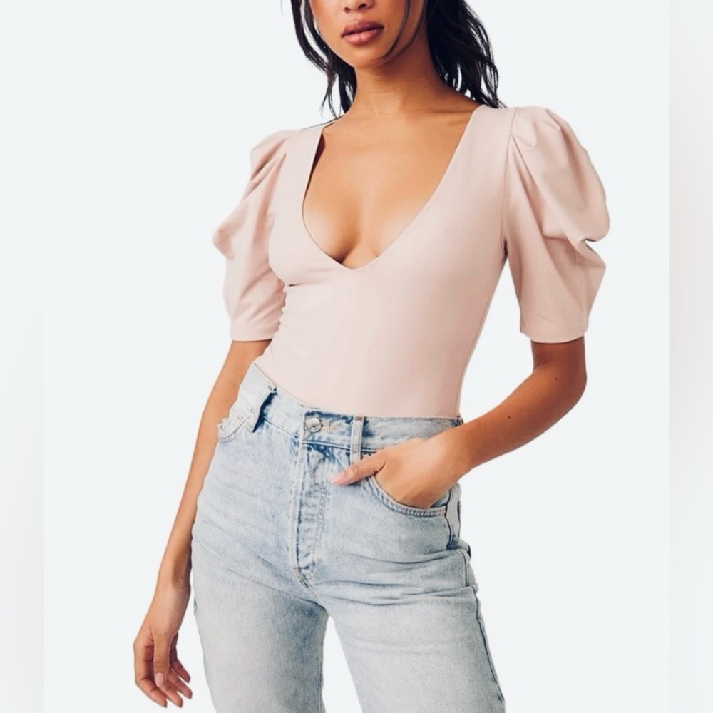 NWT Free People Va Va Voop Puff Sleeve Bodysuit Soft Pink Size S Small